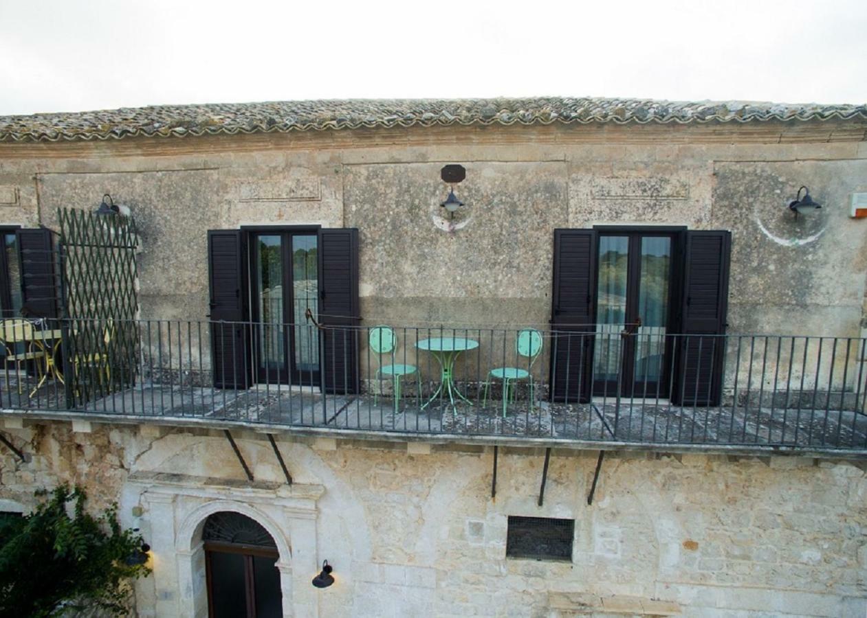 Agriturismo Villa Flavia Casa Serrafiori Luaran gambar