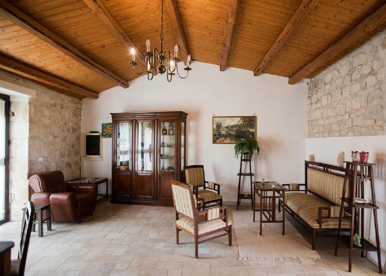 Agriturismo Villa Flavia Casa Serrafiori Luaran gambar
