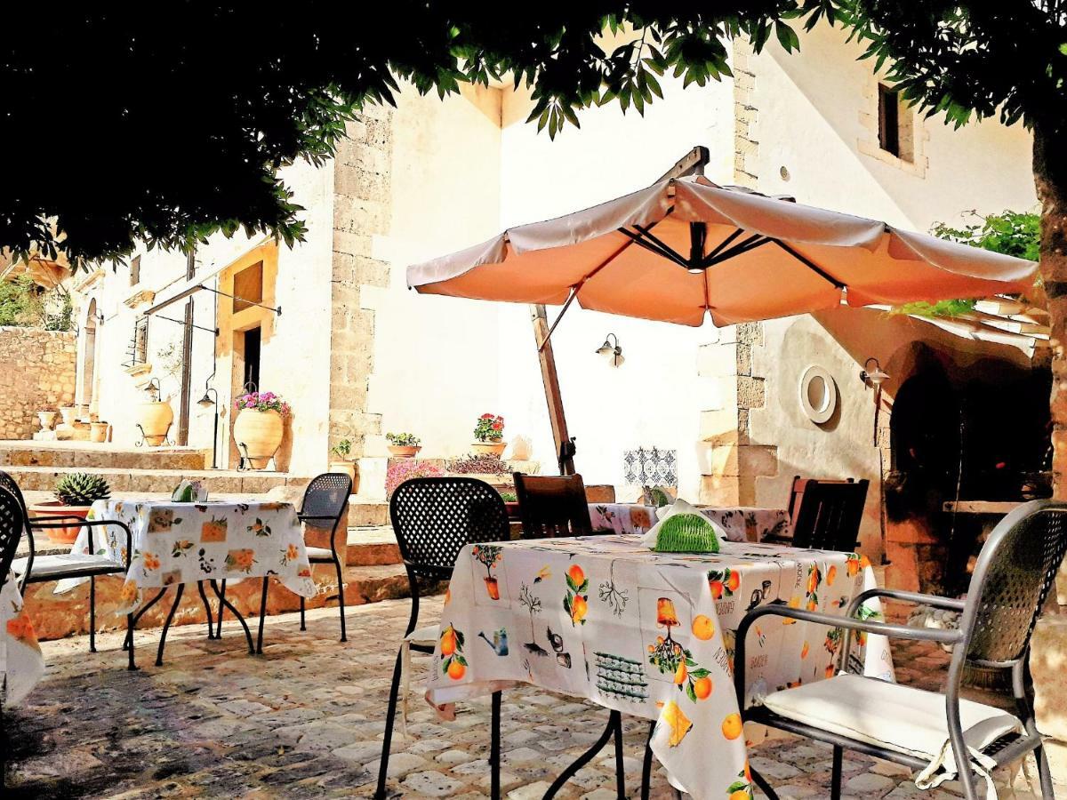Agriturismo Villa Flavia Casa Serrafiori Luaran gambar